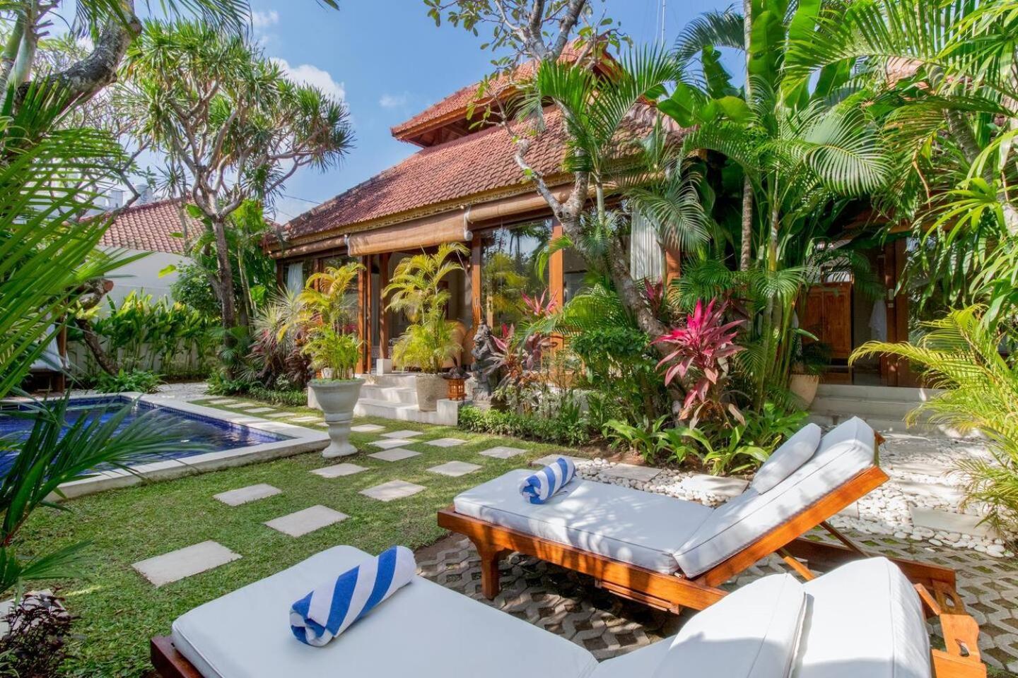 Heart Of Seminyak, 2Br, Sleeps 4, Walk To Bintang Villa Екстериор снимка